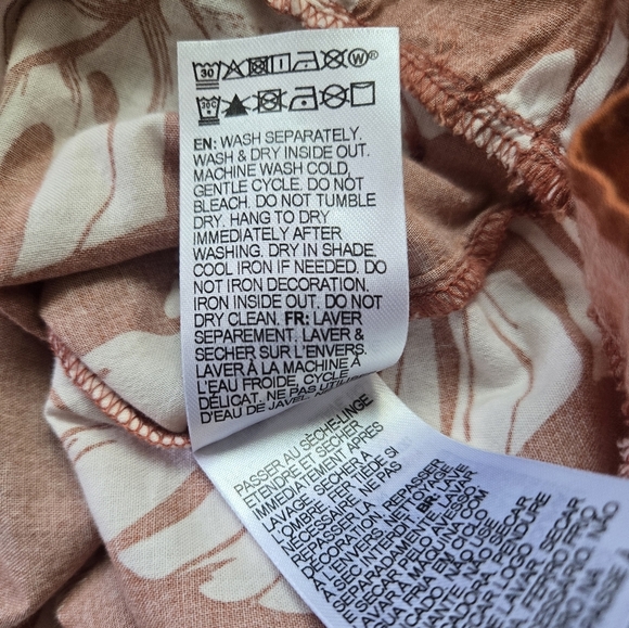 Roxy Tropical Print Romper Rust Orange With White Botanical Floral Pattern - Picture 7 of 7